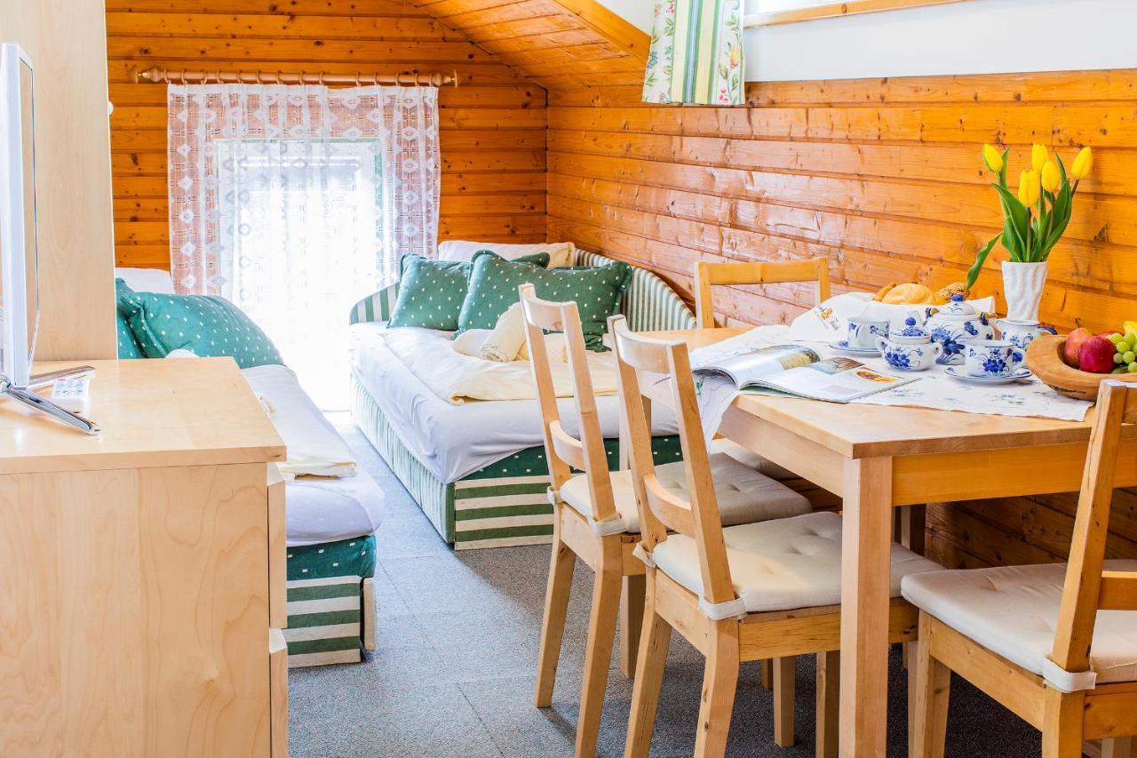 שטרובל Hotel Garni Weberhausl מראה חיצוני תמונה