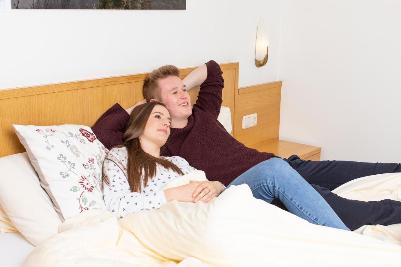 שטרובל Hotel Garni Weberhausl מראה חיצוני תמונה
