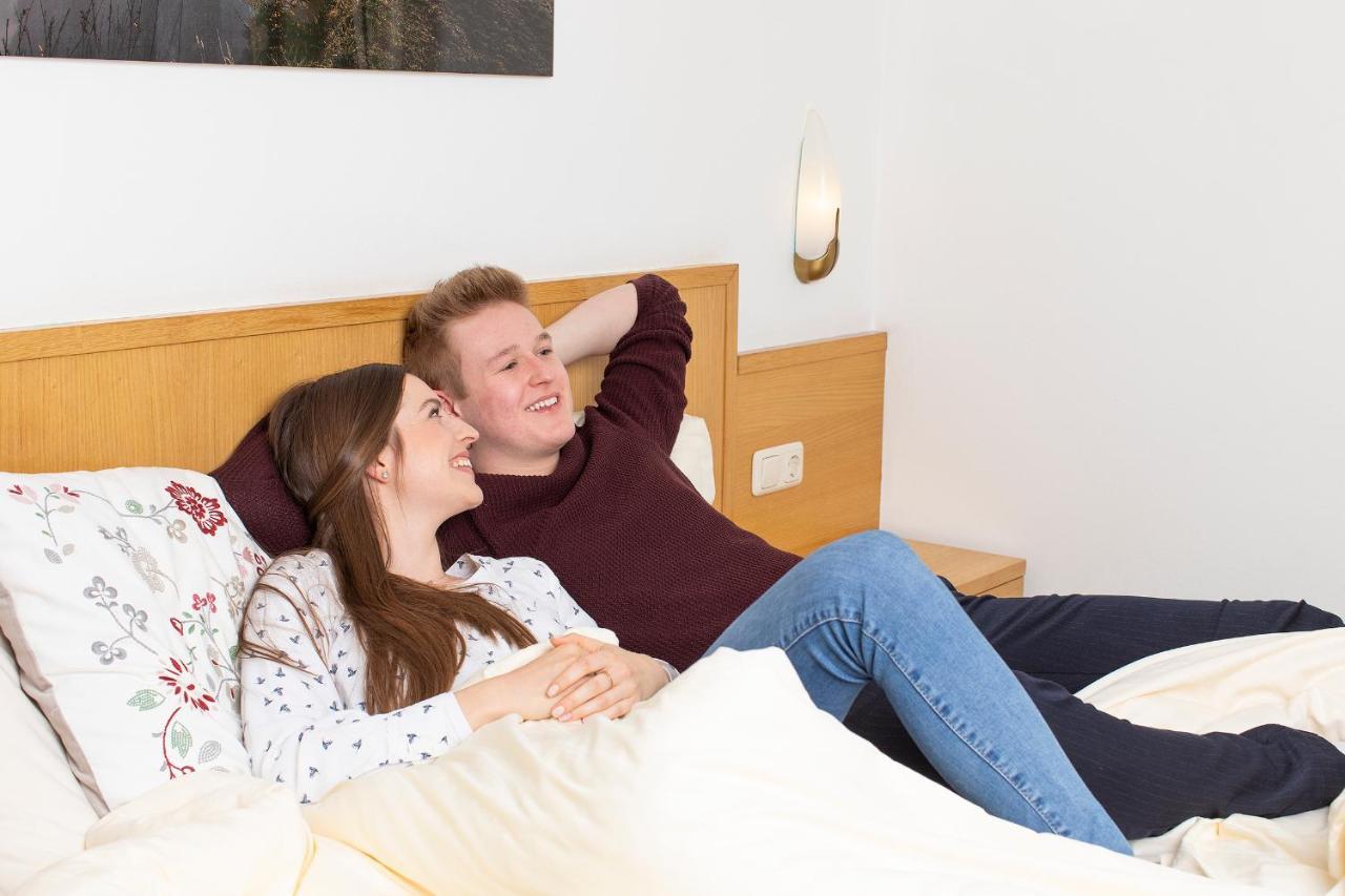 שטרובל Hotel Garni Weberhausl מראה חיצוני תמונה