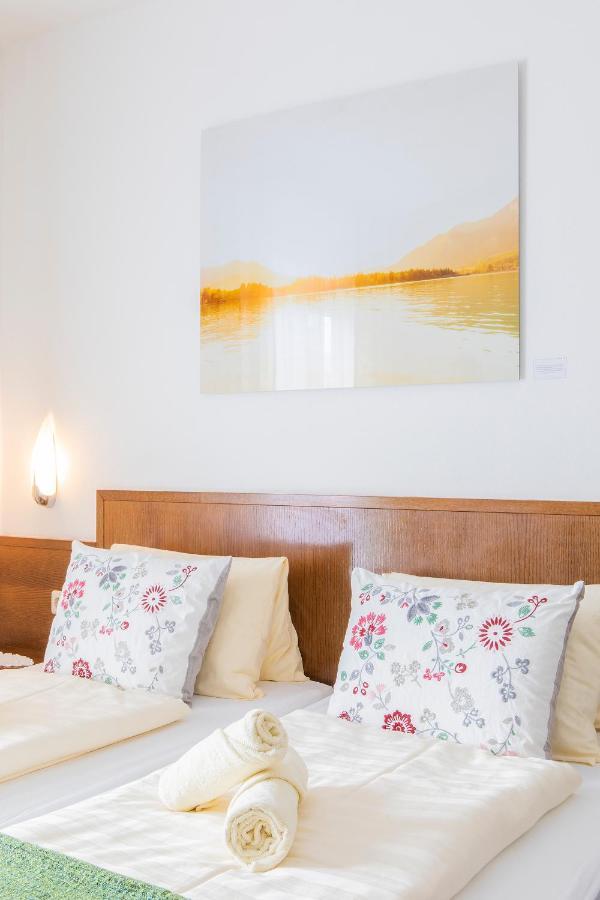 שטרובל Hotel Garni Weberhausl מראה חיצוני תמונה