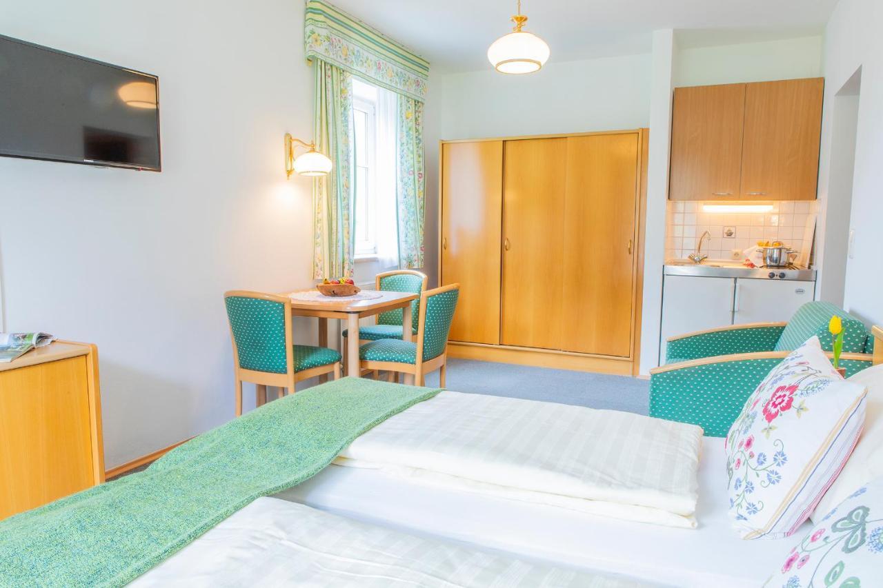 שטרובל Hotel Garni Weberhausl מראה חיצוני תמונה