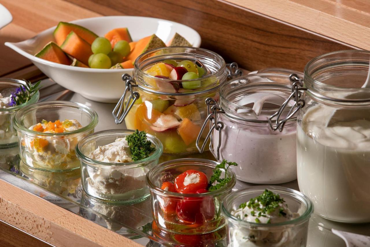 שטרובל Hotel Garni Weberhausl מראה חיצוני תמונה